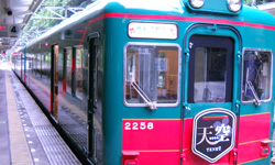 南海高野線の特別展望列車「天空」